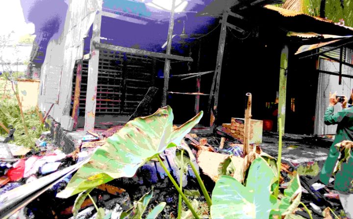 তজুমদ্দিনের হাসপাতালের মসজিদে অগ্নিকান্ড
