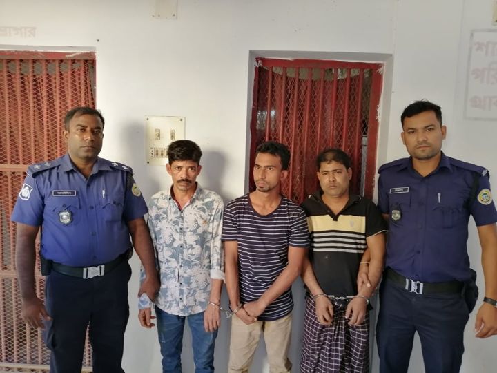 ভোলায় ইয়াবা বশিরকে তার সহযোগীসহ আটক করেছে পুলিশ