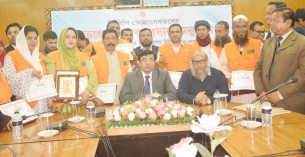 ভোলায় বিশেষ অবদান রাখায় সিপিপি’র ১৪ স্বেচ্ছাসেবকে সম্মাননা প্রদান