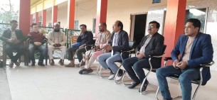 সাংবাদিকদের সাথে চরফ্যাশন কলেজের সুবর্ণ জয়ন্তী উদযাপন কমিটির মতবিনিময়