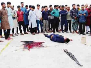 গুলি চালিয়ে ভোলার ছেলে পুুুলিশ সদস্য’র আত্মহত্যা