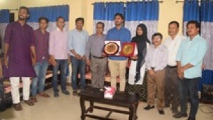 শ্রেষ্ঠ স্বেচ্ছাসেবকের পুরস্কার পাওয়ায় ভোলায় তপু ও সুমিকে সংবর্ধনা