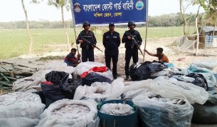 ভোলায় লঞ্চ থেকে ৭০ মণ জাটকা ইলিশ জব্দ