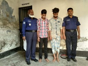 চরফ্যাশনের মাদ্রাজ থেকে মাদকসহ ২ যুবক আটক