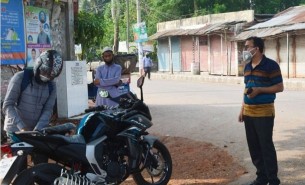 বোরহানউদ্দিনে সামাজিক দূরত্বের শর্ত ভঙ্গ করায় ১২ জনের অর্থদণ্ড