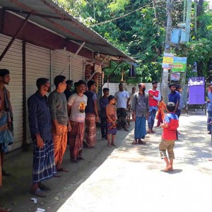 ভোলায় প্রকাশ্যে ঘুরে বেড়াচ্ছেন করোনা রোগী: এলাকায় আতংক