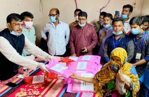 করোনা দূর্যোগে মাননীয়  প্রধানমন্ত্রী শেখ হাসিনা সকল শ্রেনী পেশার মানুষকে সুরক্ষিত রেখেছেন: এমপি শাওন
