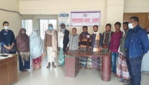 লালমোহনে ১০ ওয়ারেন্টভুক্ত আসামি গ্রেফতার