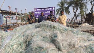 তজুমদ্দিনে কোস্টগার্ডের অভিযানে বিপুল পরিমাণে কারেন্টজাল জব্দ