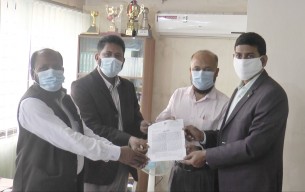 ভোলায় ৬ দফা  দাবিতে জেলেদের স্বারকলিপি প্রদান