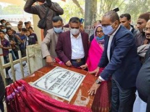 দৌলতখানে বিদ্যালয়ের   নতুন ভবনের ভিত্তি প্রস্তর স্থাপন করলেন এমপি মুকুল