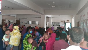 চরফ্যাশনে সরকারি হাসপাতালেই  মানা হচ্ছে না স্বাস্থ্যবিধি