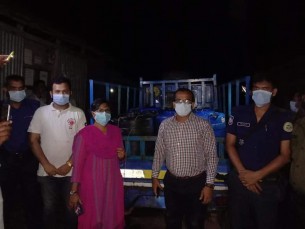 দৌলতখানে ৪ লাখ অবৈধ  বাগদা রেনু জব্দ