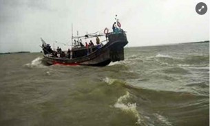 দৌলতখানে সমুদ্র থেকে ফেরা ট্রলার আটক