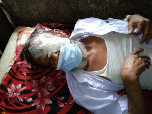 দৌলতখানে আওয়ামী লীগ  নেতার ওপর হামলা