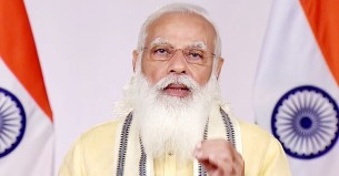 ভারতে ১৮ বছর হলেই বিনামূল্যে পাবেন টিকা