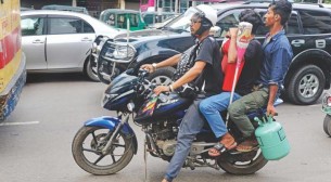 মোটরসাইকেলে ২ জনের বেশি উঠতে পারবেন না: স্বরাষ্ট্রমন্ত্রী