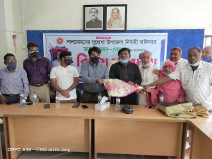 লালমোহনের ইউএনওকে  বিদায় সংবর্ধনা
