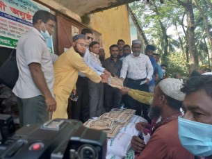 ভোলায় ৬ হাজার কৃষকের মাঝে  বিনামূল্যে বীজ ও সার বিতরণ