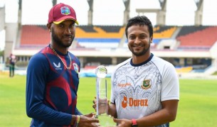 সাকিবের ‘তৃতীয় যাত্রায়’ সাদা পোশাকে নবজাগরণের প্রত্যাশা
