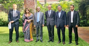 ব্রিটিশ হাইকমিশনারের সঙ্গে বিএনপি নেতাদের বৈঠক