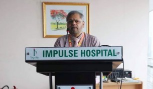 সমস্যা বাম কানে, ডান কানে সার্জারি করে নিবন্ধন স্থগিত চিকিৎসকের