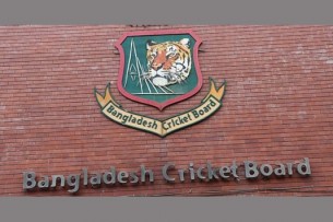 বিসিবির কেন্দ্রীয় চুক্তিতে ২১ ক্রিকেটার