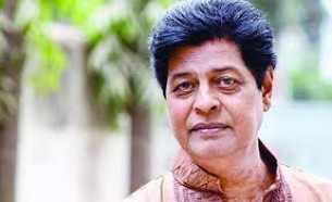 সুস্থ হয়েও কেন দেশে ফিরছেন না নায়ক ফারুক?