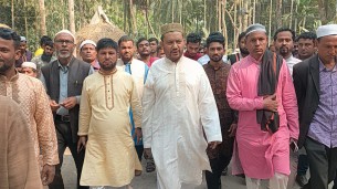লালমোহনে  ১৩ রাস্তা উদ্বোধন করলেন এমপি শাওন