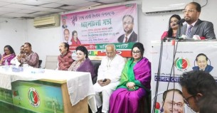 নাশকতা ঠেকাতে ব্যর্থ হয়ে বিরোধীপক্ষকে দোষারোপ করছে সরকার