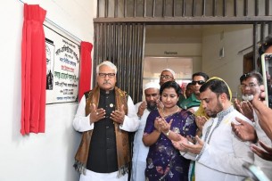 জনগণের দোরগোড়ায় সেবা পৌঁছে দিতে হবে : ডেপুটি স্পিকার