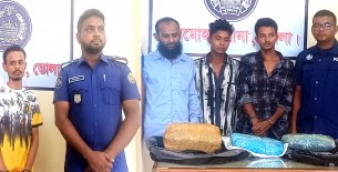 লালমোহনে ইয়াবা ও গাঁজাসহ আটক-৪