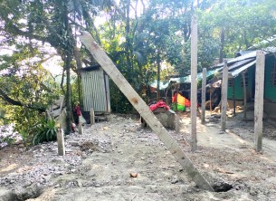 সরকারি আবাসনের ঘর ভাঙারি মালামাল হিসেবে বিক্রি!