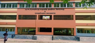 লালমোহনে ঘূর্ণিঝড় মোখা মোবাবেলায় প্রস্তুত ১৯৮টি আশ্রয়কেন্দ্র
