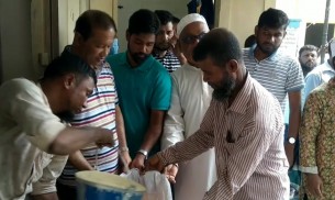 নিষেধাজ্ঞা শেষে চাল বিতারণ জেলেদের মাঝে মিশ্র প্রতিক্রিয়া