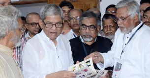 গণতন্ত্র পুনরুদ্ধার আন্দোলন চূড়ান্তের দিকে যাচ্ছে: মির্জা ফখরুল