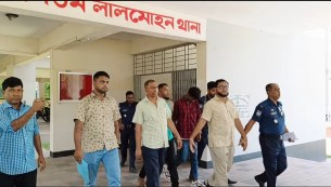 লালমোহনে সাংবাদিক হত্যাচেষ্টা মামলায়  দুই সাবেক ইউপি চেয়ারম্যান গ্রেফতার