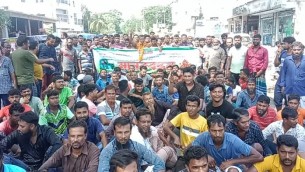 ভোলায় সিএনজি চালকদের মানববন্ধন বিক্ষোভ
