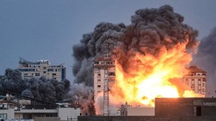হামাসের আকস্মিক হামলার পর যুদ্ধে ইসরাইল ও গাজা