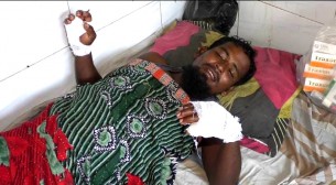 সাগর মোহনায় ২ ট্রলারে ডাকাতি ১০ লাখ টাকার মাছ জাল লুট