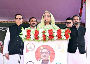 মানুষের সেবার আবারো সুযোগের জন্য নৌকায় ভোট চাইলেন প্রধানমন্ত্রী