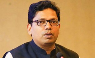 বঙ্গবন্ধুর প্রতিকৃতিতে ডাক টেলিযোগাযোগ ও তথ্য প্রযুক্তি প্রতিমন্ত্রী পলকের শ্রদ্ধা নিবেদন