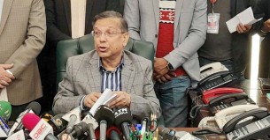 ‘৬৪৮ জন এমপি’র বিতর্ক রাজনৈতিক কারণে: আইনমন্ত্রী