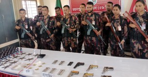 ২২৮৮ কোটি টাকার চোরাচালান পণ্য জব্দ, আটক ২৩৬৭