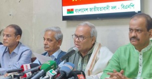 বাংলাদেশে প্লাস্টিকের গণতন্ত্র দেখতে চায় ভারত: রিজভী