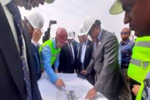 বাংলাদেশের আকাশসীমা নিয়ন্ত্রণে আমরা কাজ করছি: বিমান ও পর্যটনমন্ত্রী
