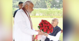 ভারতরত্ন পাচ্ছেন এল কে আদভানি
