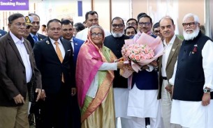 মিউনিখ নিরাপত্তা সম্মেলনে যোগদান শেষে দেশে ফিরেছেন প্রধানমন্ত্রী