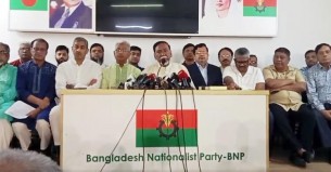 আওয়ামী লীগ মুক্তিযুদ্ধে সবার কৃতিত্ব স্বীকার করতে চায় না: হাফিজ