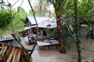মনপুরা উপকূলে বিশুদ্ধ পানি ও  নিরাপদ টয়লেটের সংকট চরমে